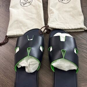 Hermes slippers